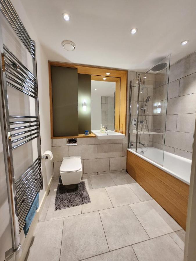 Kaf Luxury Apartment 런던 외부 사진